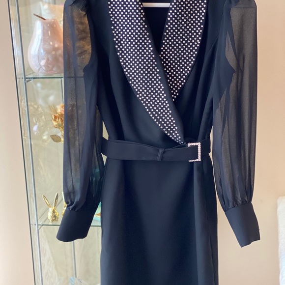 Dress - Picture 3 of 3